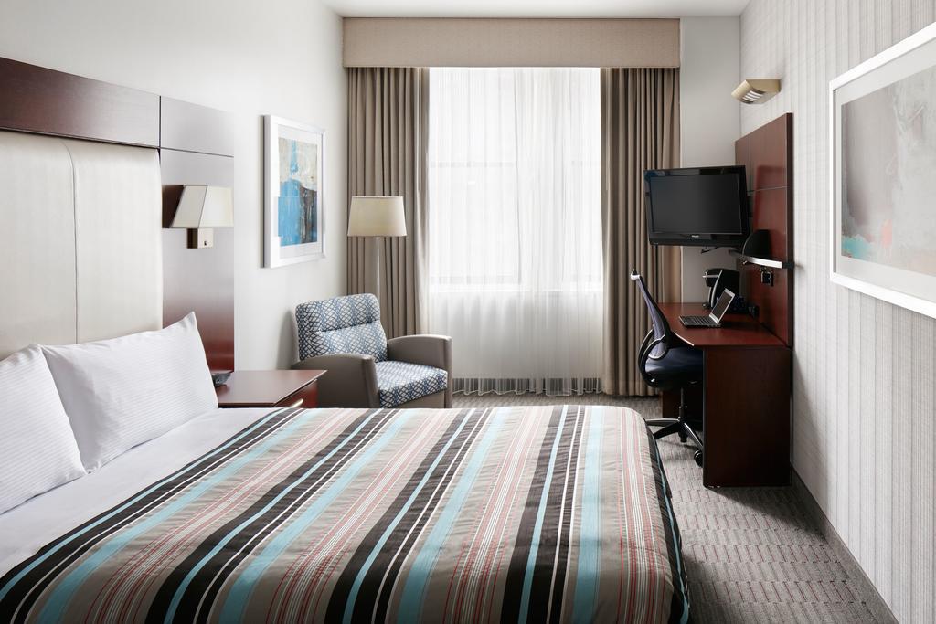 Club Quarters Wacker at Michigan