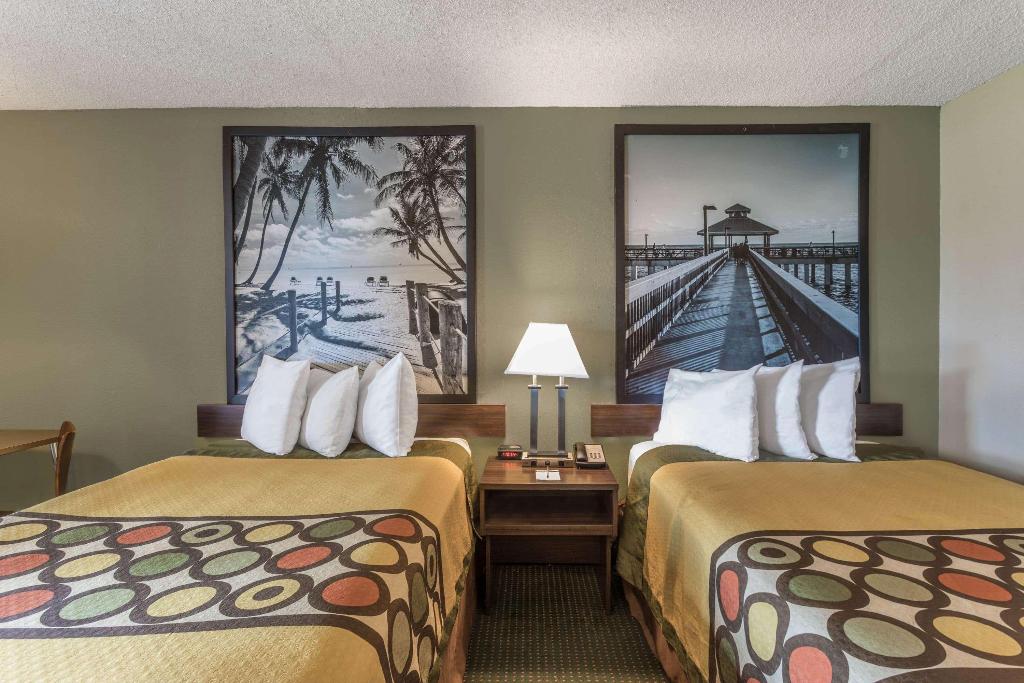 Super 8 By Wyndham Ocala