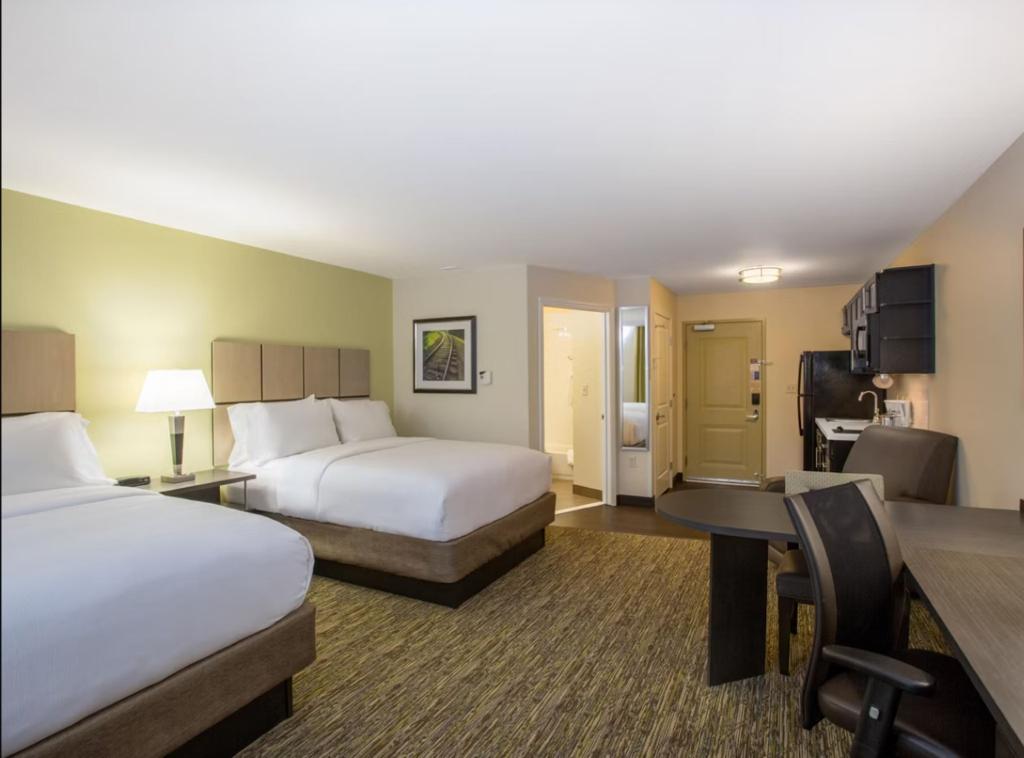 Candlewood Suites Bellevue