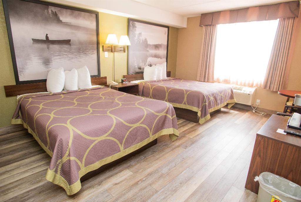 Super 8 by Wyndham Mississauga photo 28