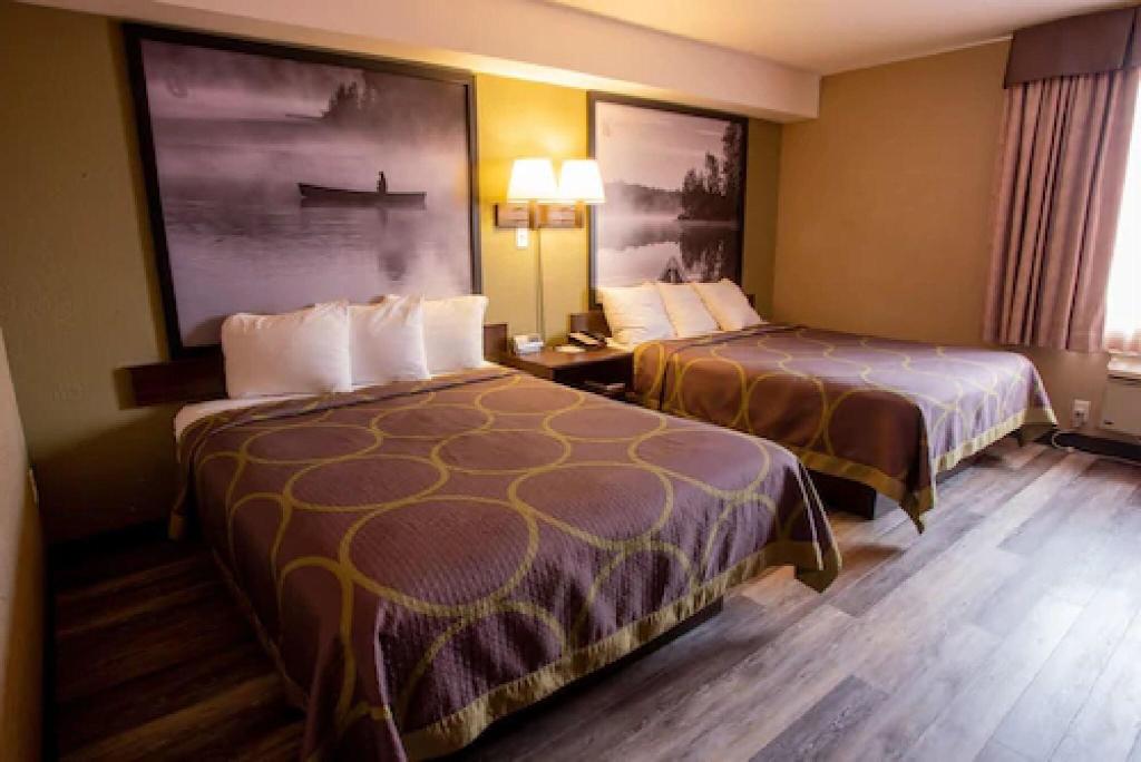 Super 8 by Wyndham Mississauga photo 12
