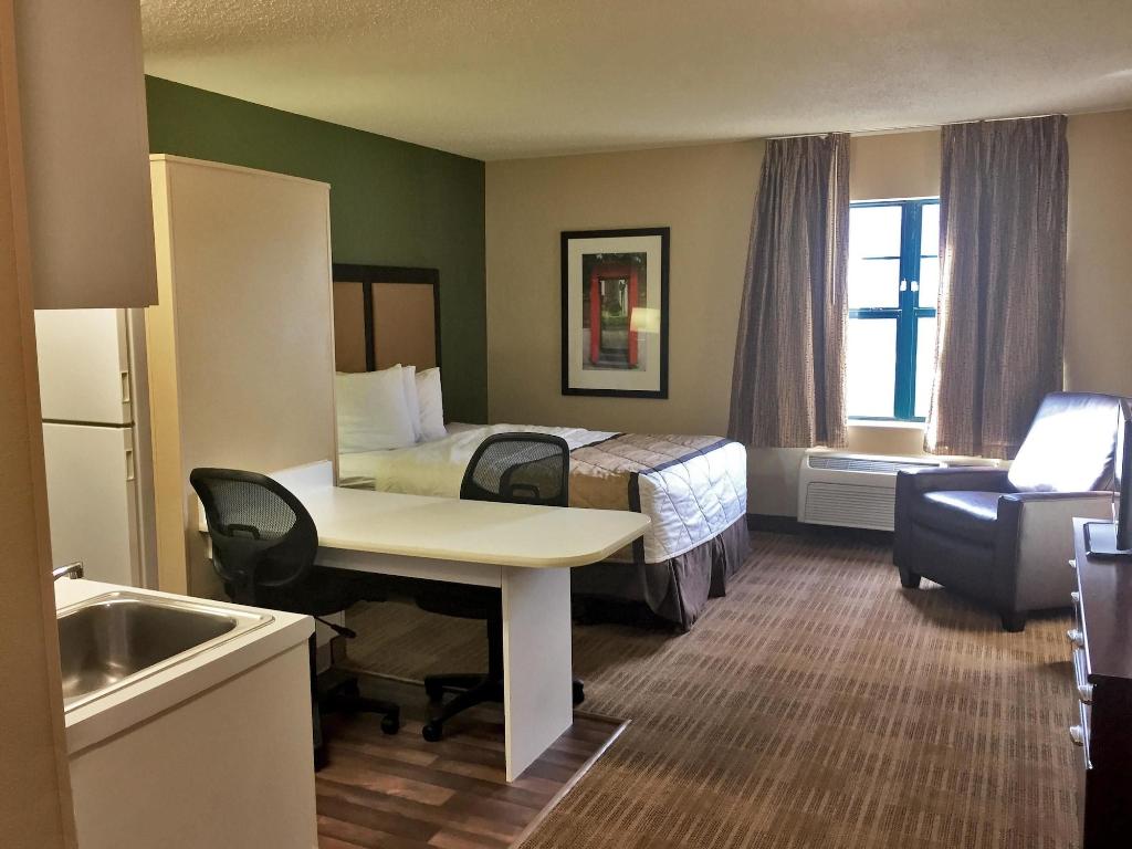 Extended Stay America - Chicago - Itasca