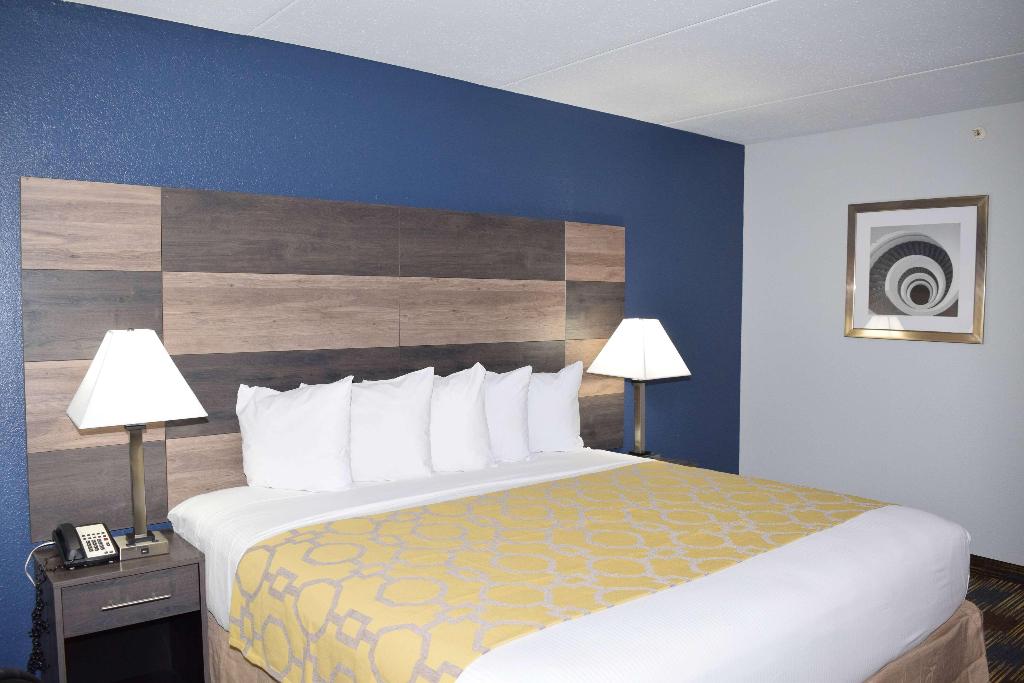 Baymont By Wyndham Addison