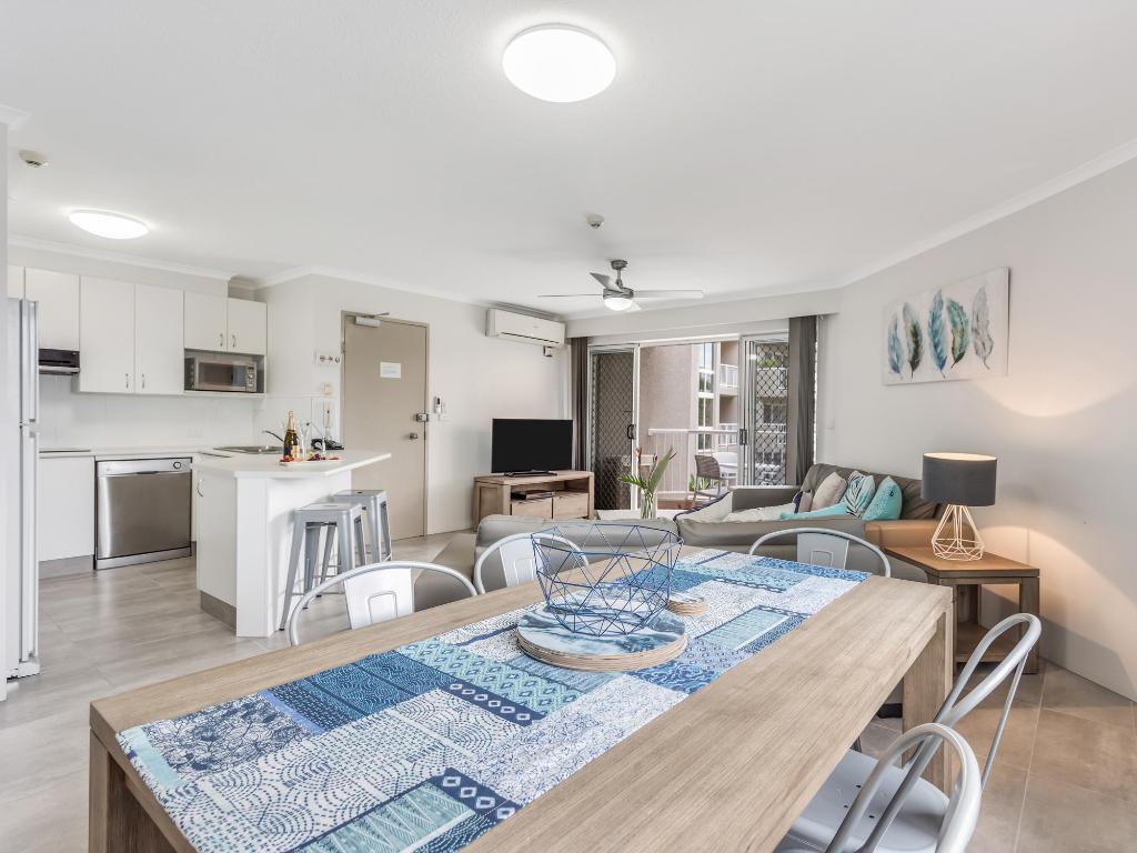 Markham Court Apartments