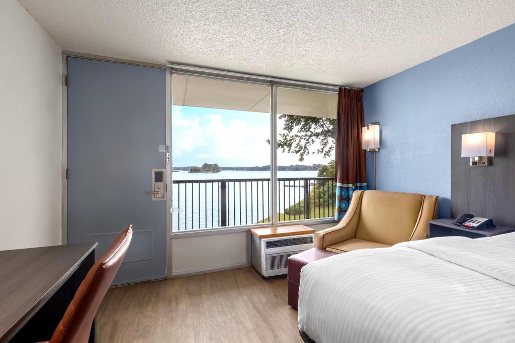 Super 8 By Wyndham Riverside Al