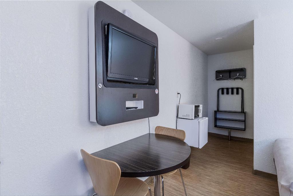 Motel 6 Oshkosh
