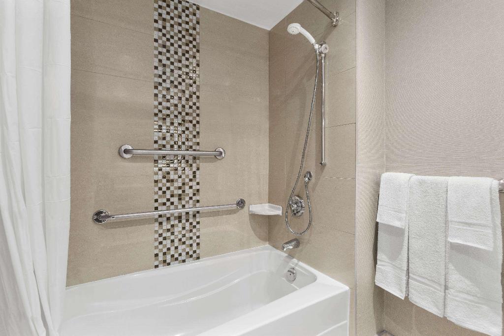 Days Inn by Wyndham Ottawa