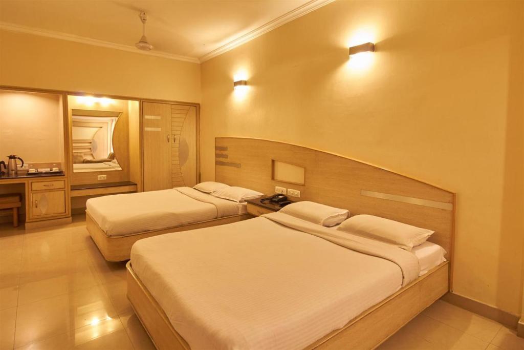 Capital O 12811 Hotel Sree Murugan