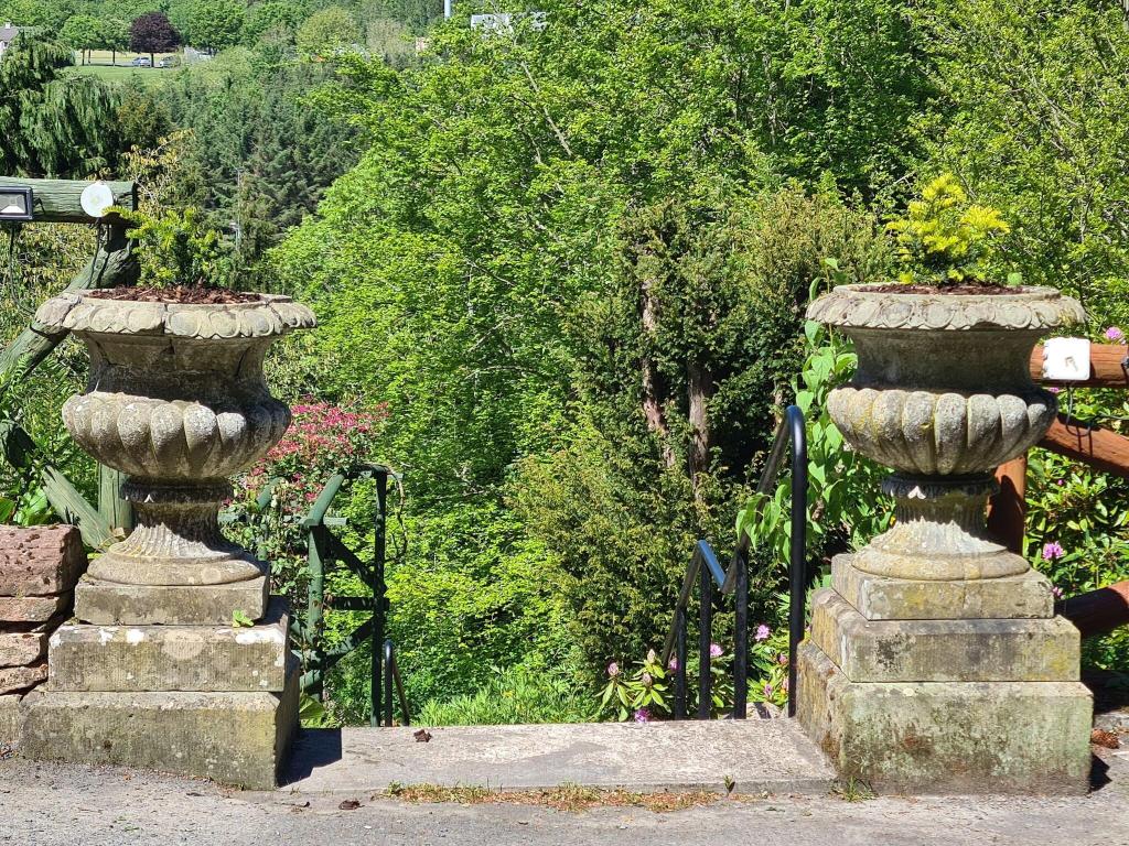 Mansfield House