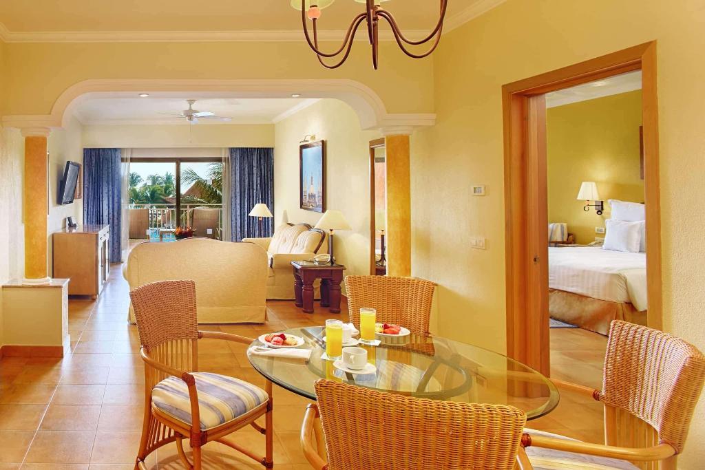 Barceló Maya Colonial
