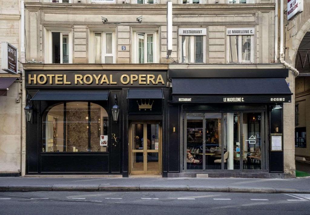 Royal Opéra - General view