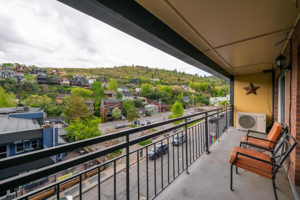 Treasure Mountain Inn