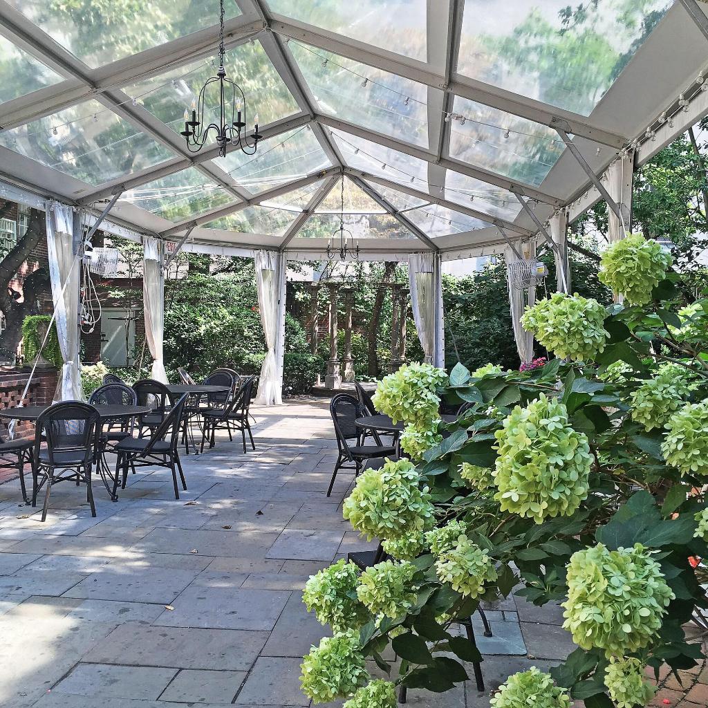 Morris House Hotel