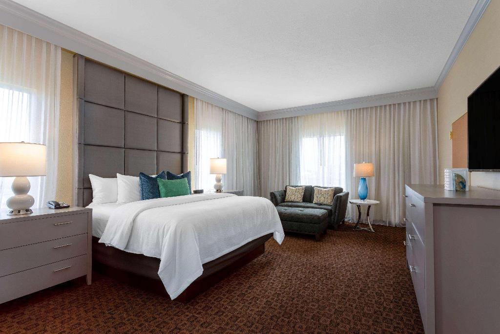 hotel-thumb