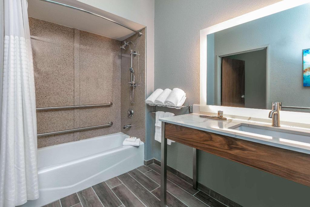 La Quinta Inn & Suites Jacksonville