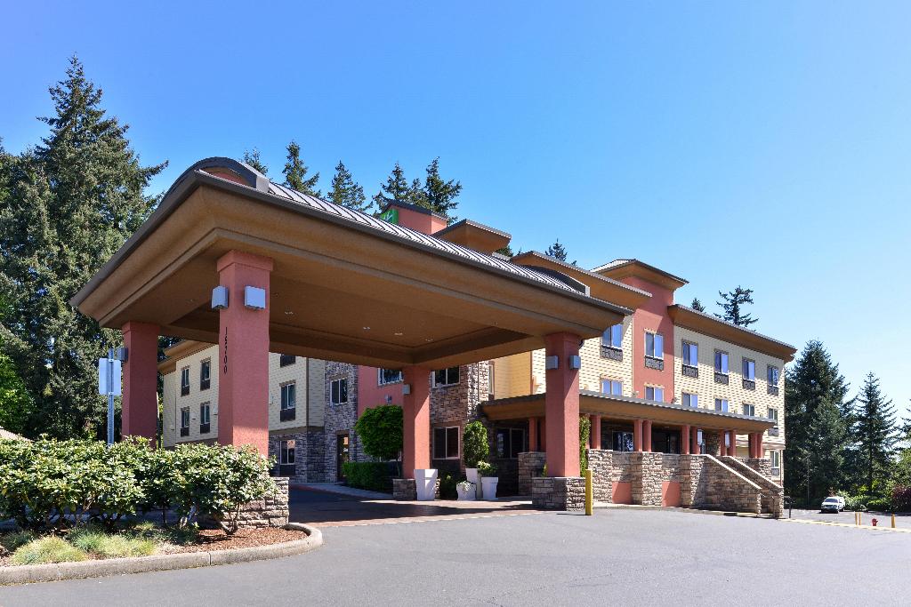 Holiday Inn Express Portland South - Lake Oswego photo 56