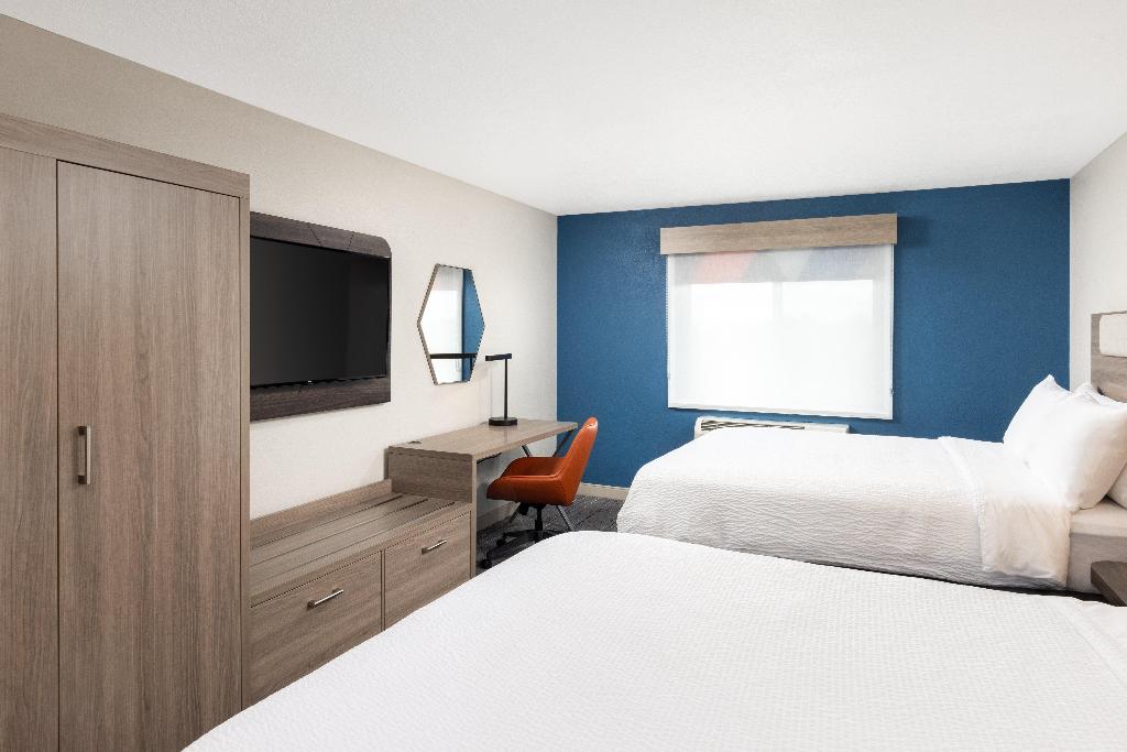 Holiday Inn Express Portland South - Lake Oswego photo 64