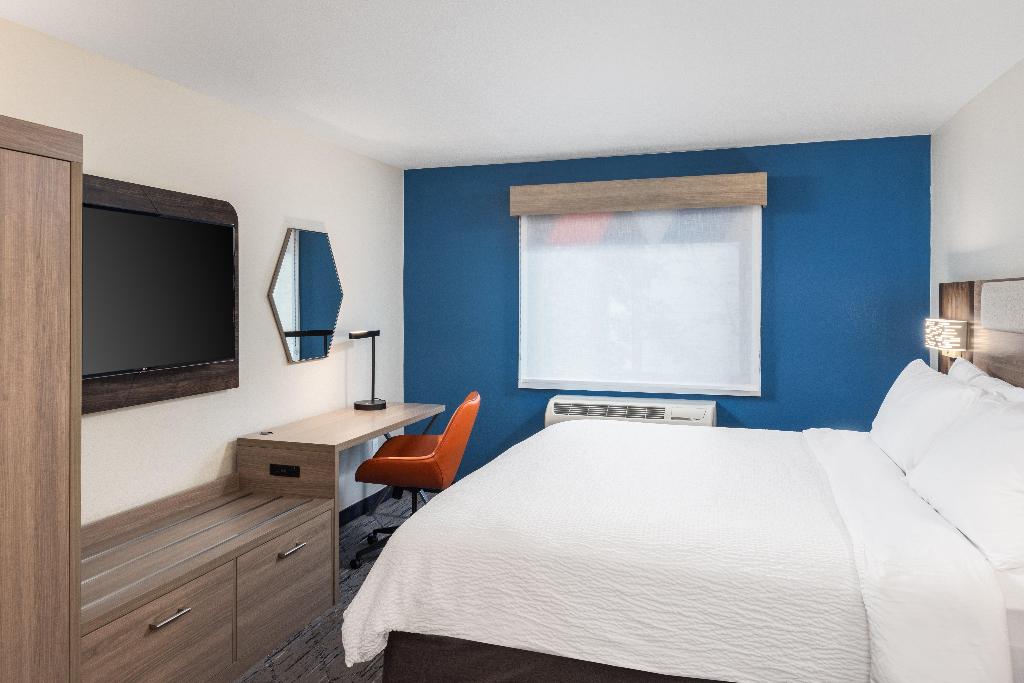 Holiday Inn Express Portland South - Lake Oswego photo 66