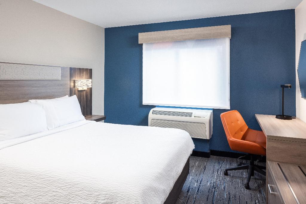 Holiday Inn Express Portland South - Lake Oswego photo 37