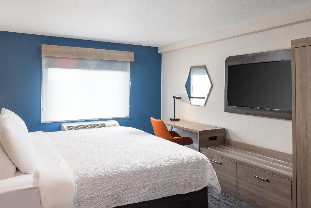 Holiday Inn Express Portland South - Lake Oswego photo 36