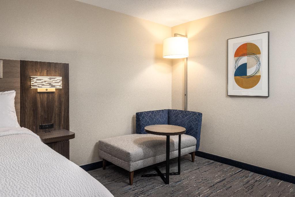 Holiday Inn Express Portland South - Lake Oswego photo 18