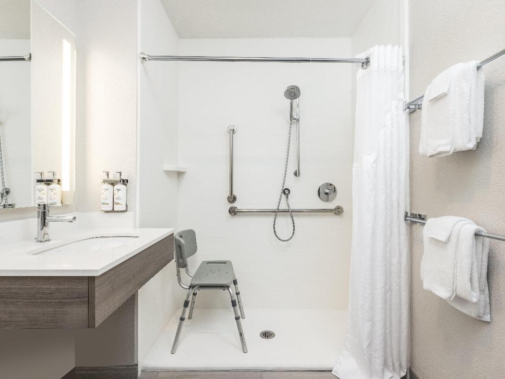 Holiday Inn Express Portland South - Lake Oswego photo 26