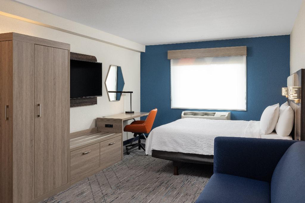 Holiday Inn Express Portland South - Lake Oswego photo 29