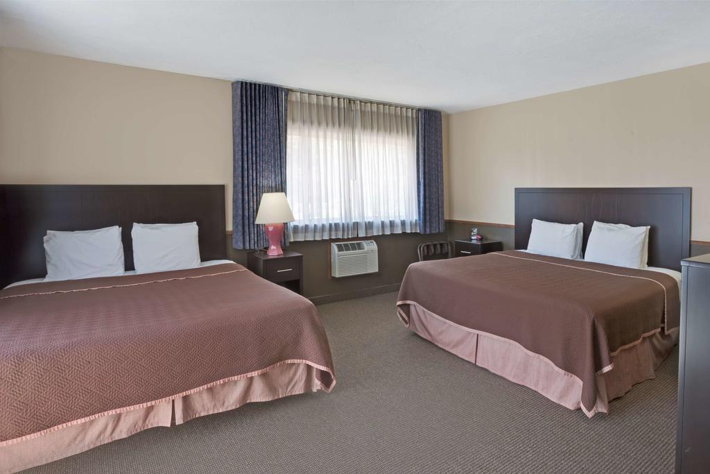 SureStay by Best Western Portland City Center - Lobby