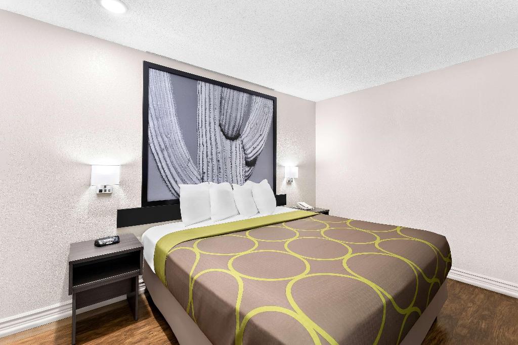 Super 8 by Wyndham Goodyear/Phoenix Area