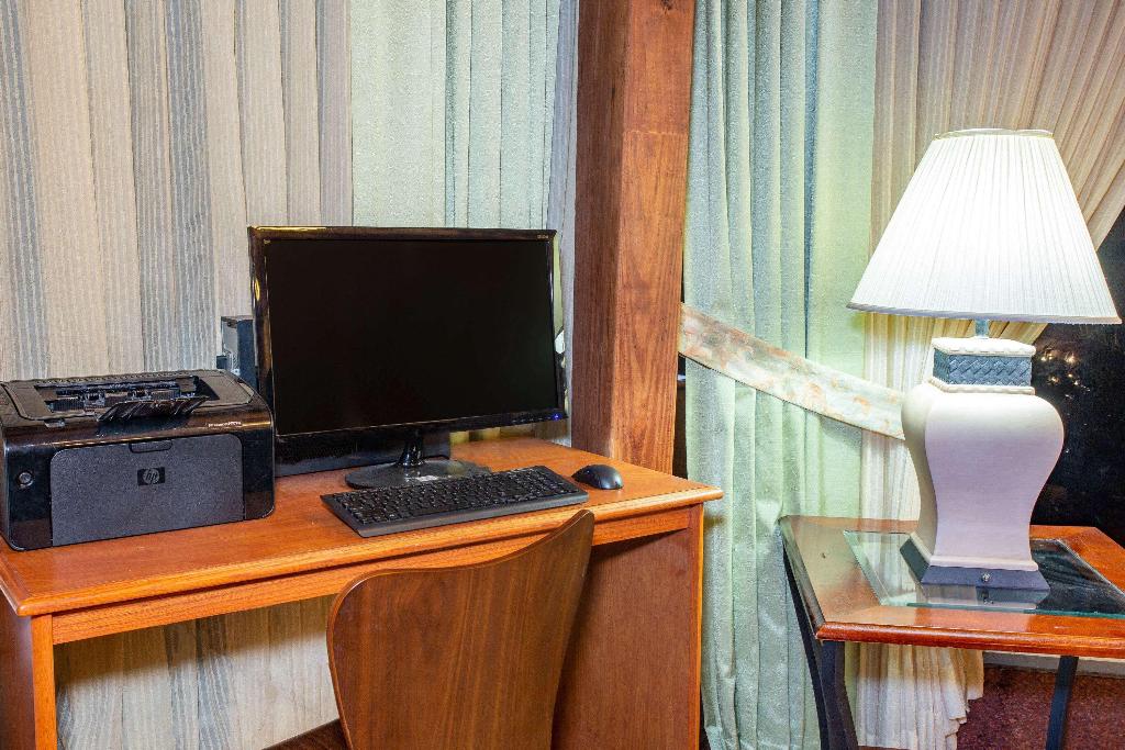 hotel-thumb
