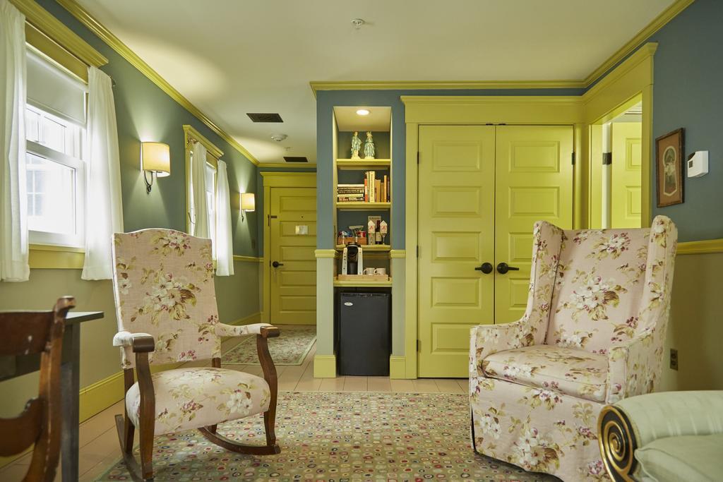 The Red Lion Inn