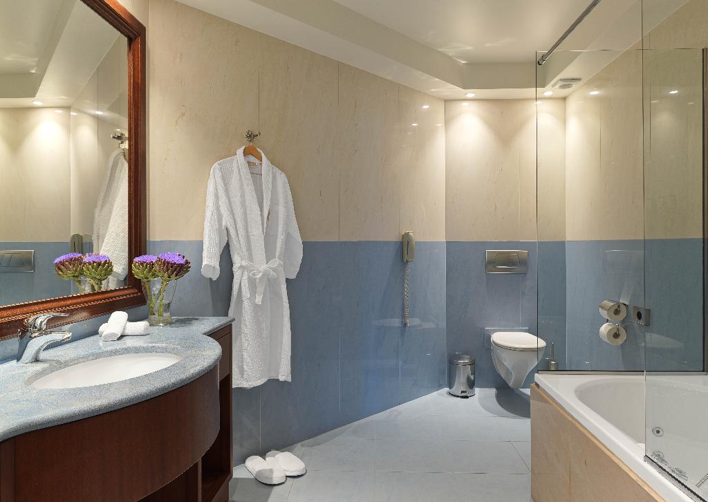 Seafos Luxury Resort & Spa