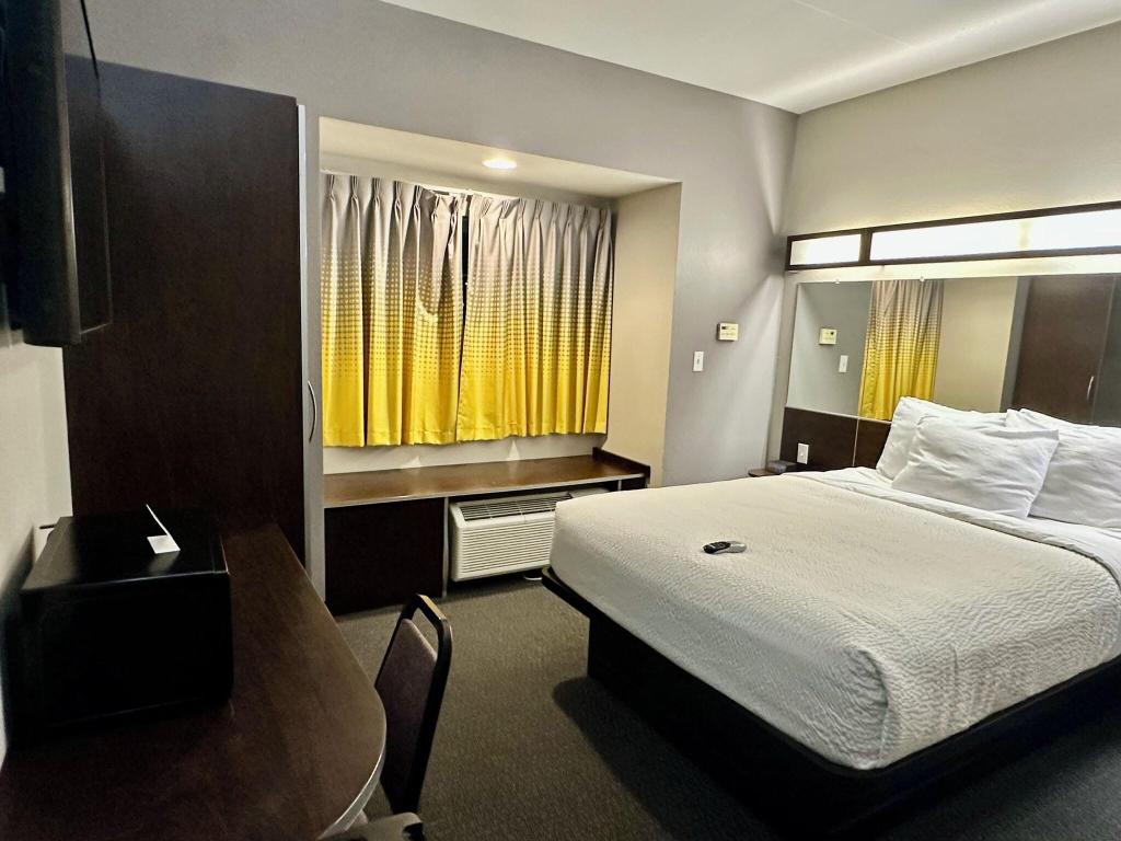 Microtel Inn & Suites by Wyndham Quincy
