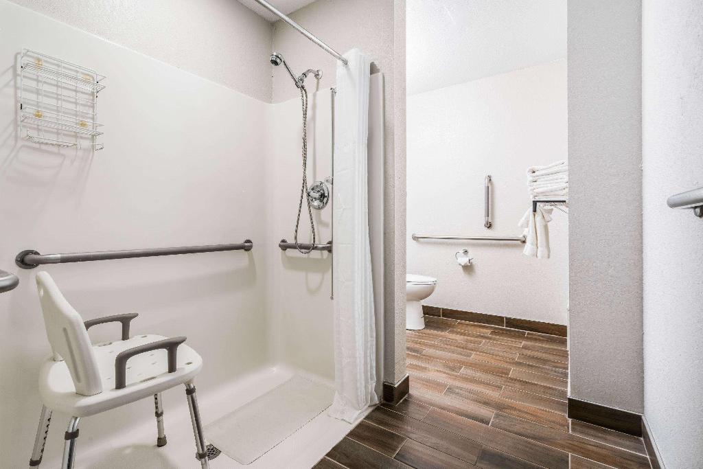 Microtel Inn & Suites By Wyndham Rochester Mayo C