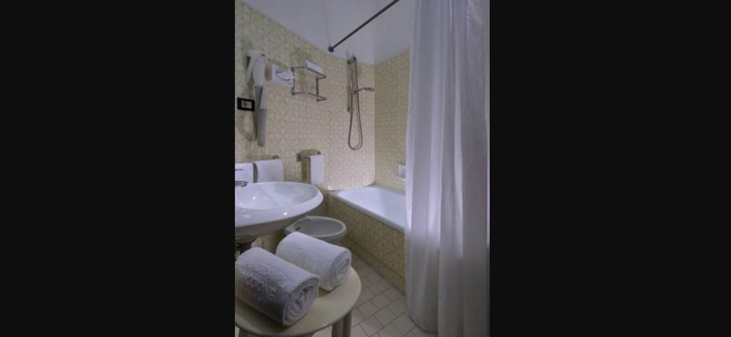Alexandra Plaza