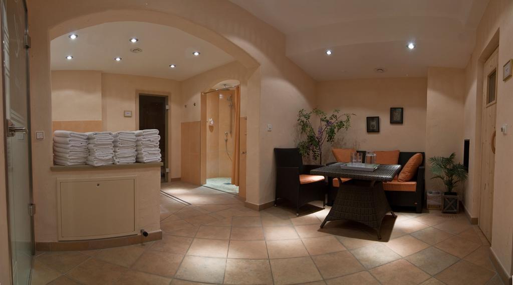 hotel-thumb
