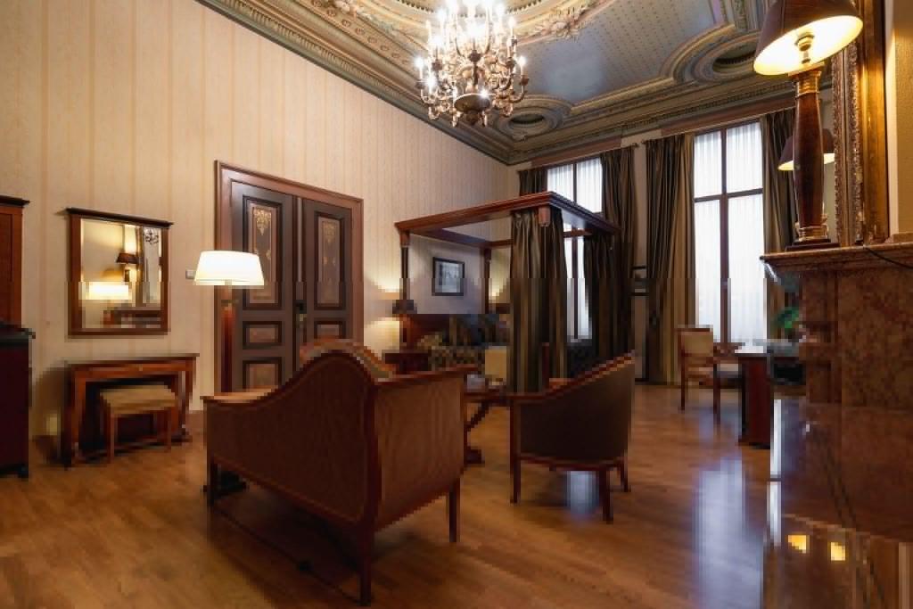 Grand Hotel en Résidence De Draak