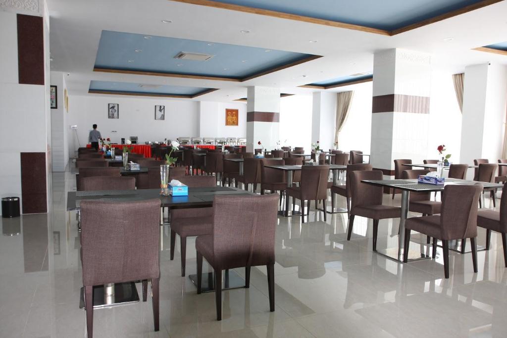 Myanmar Life Hotel