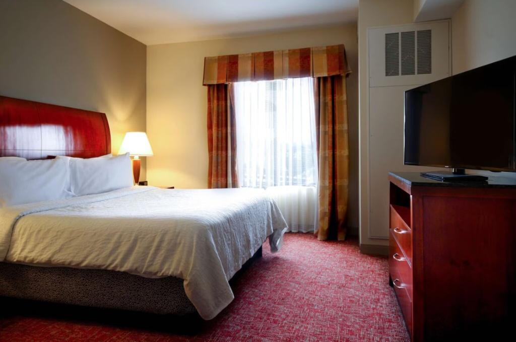 Holiday Inn Express & Suites Carson City