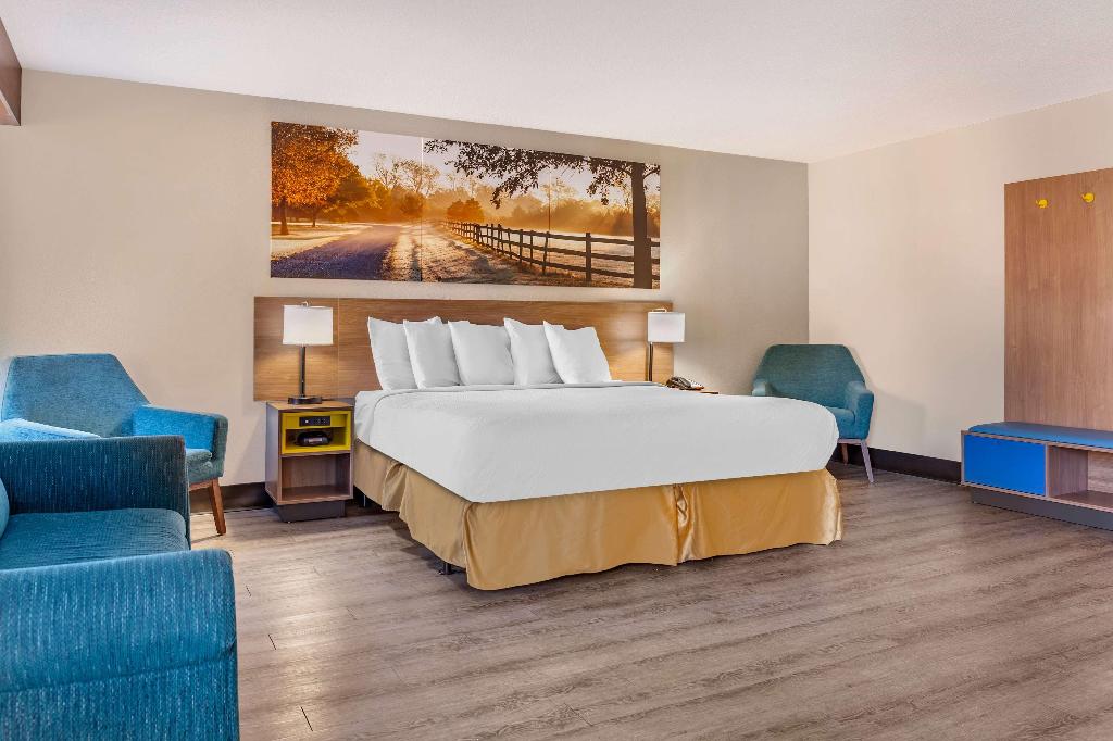 Days Inn & Suites by Wyndham Rocky Mount Golden E