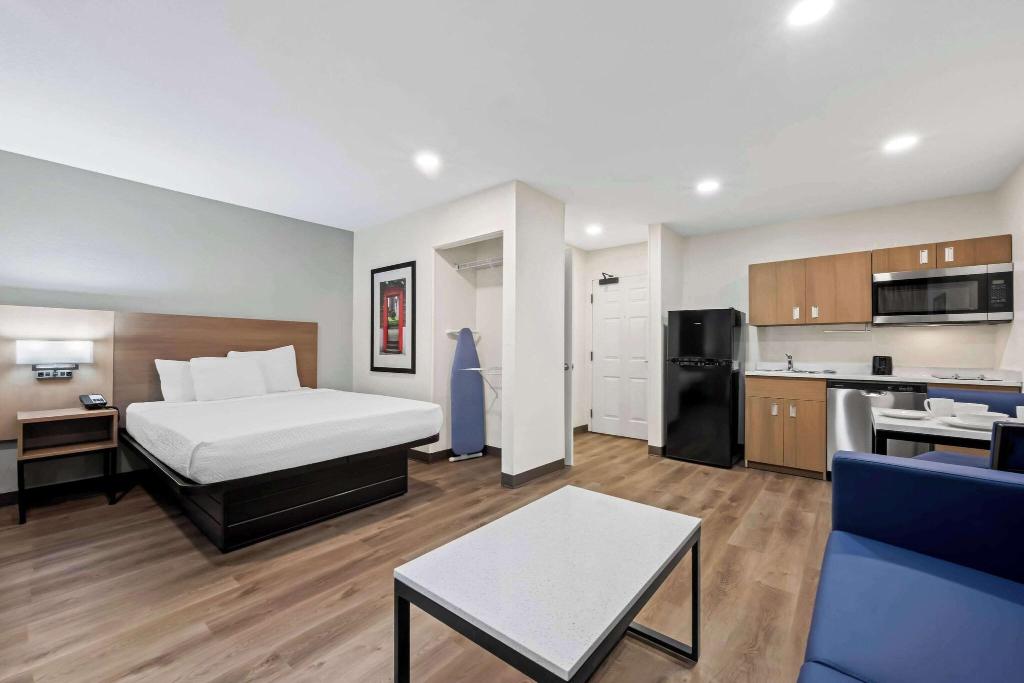 MainStay Suites Raleigh North