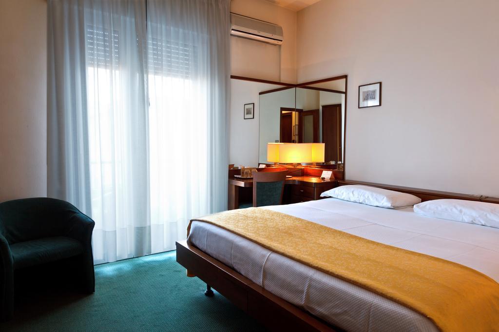 Hotel Ariston Molino