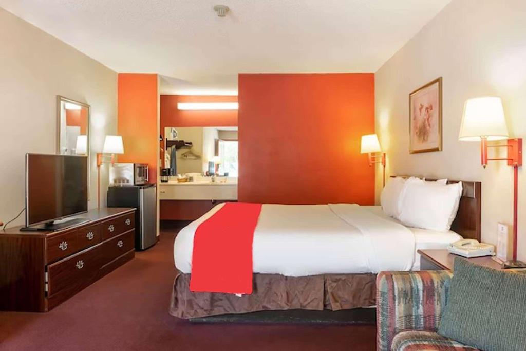 Days Inn By Wyndham Adairsville