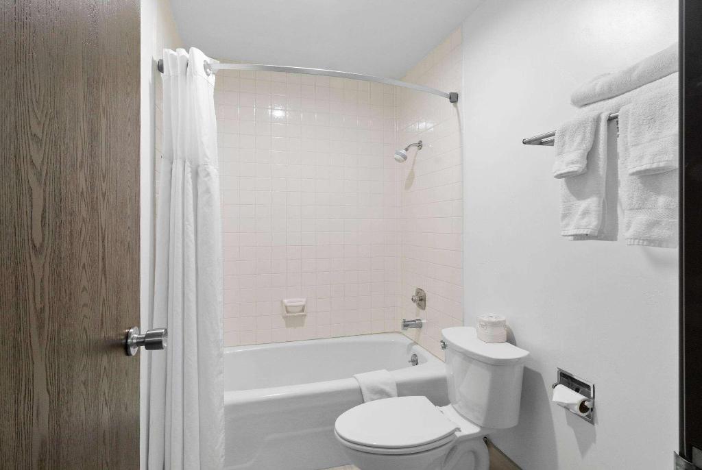 Sylo Hotel Richfield A Ramada By Wyndham