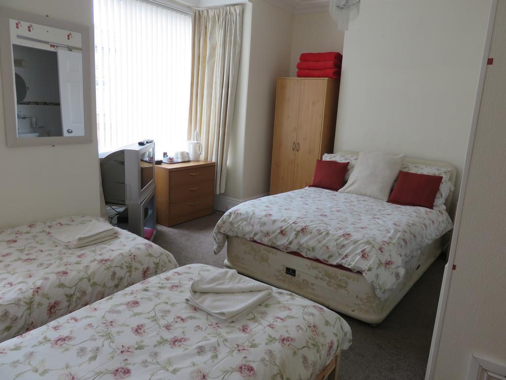 Oakwell Guest House
