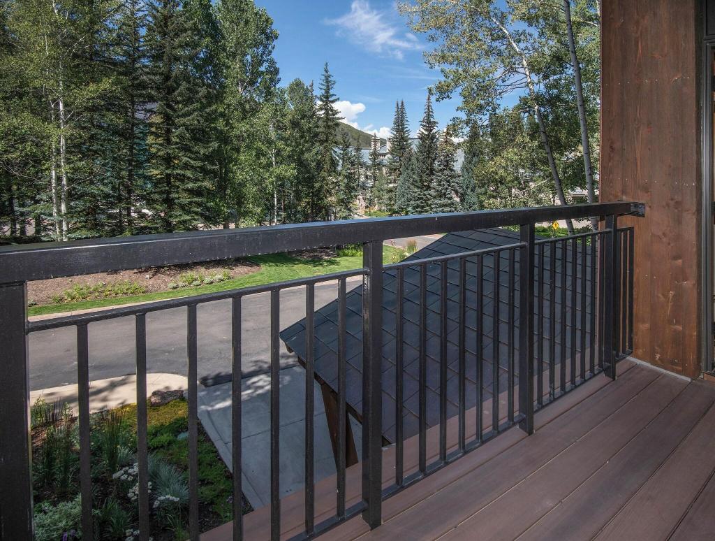 Highlands Lodge