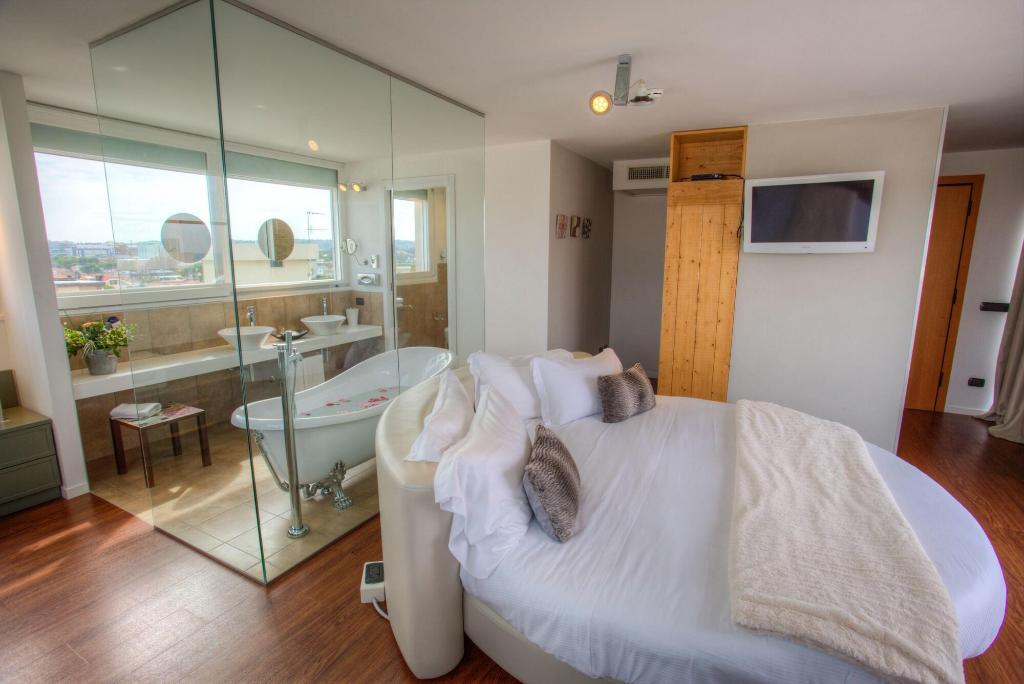D-Place Aparthotel & Suite