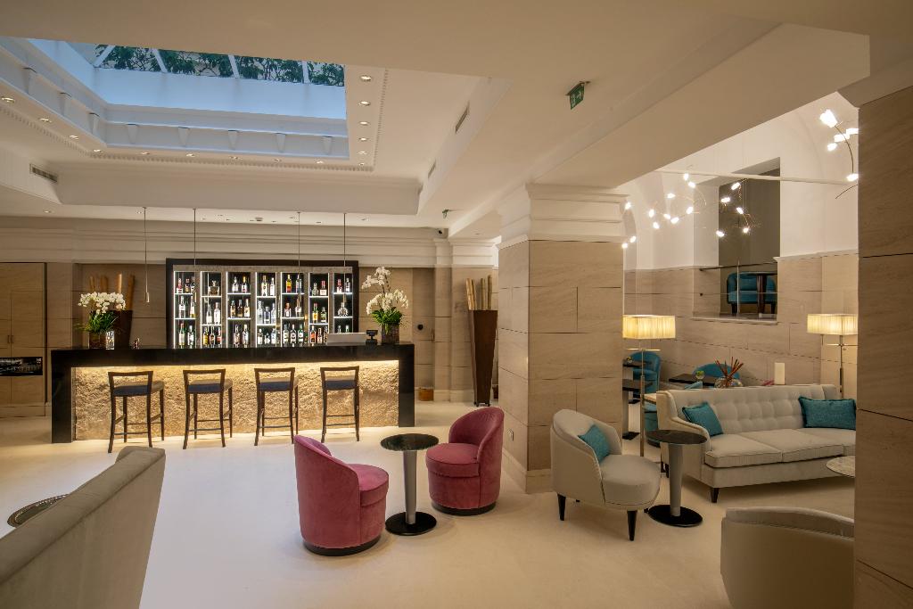hotel-thumb