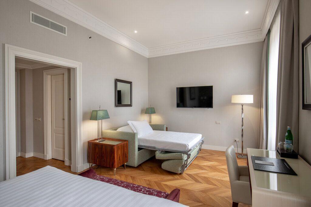 hotel-thumb