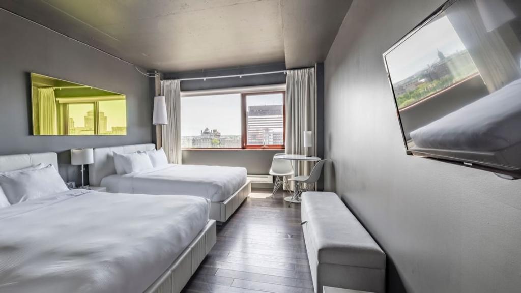 Hotel Zero 1